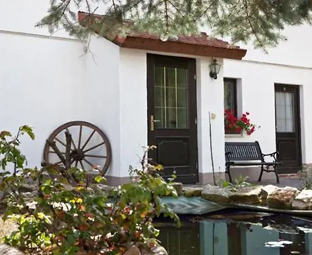 ゲストハウス Lindenhof