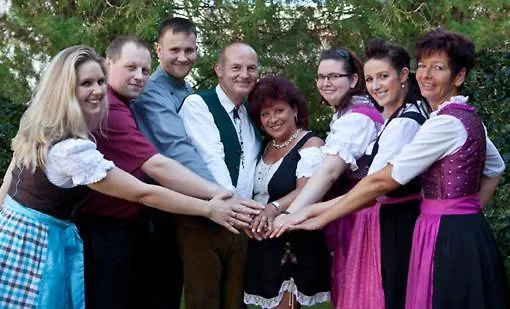 Pensión Lindenhof 3*